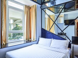 Deluxe-Doppelzimmer, 1 Doppelbett (Theme) | Schreibtisch, Bügeleisen/Bügelbrett, kostenloses WLAN, Bettwäsche