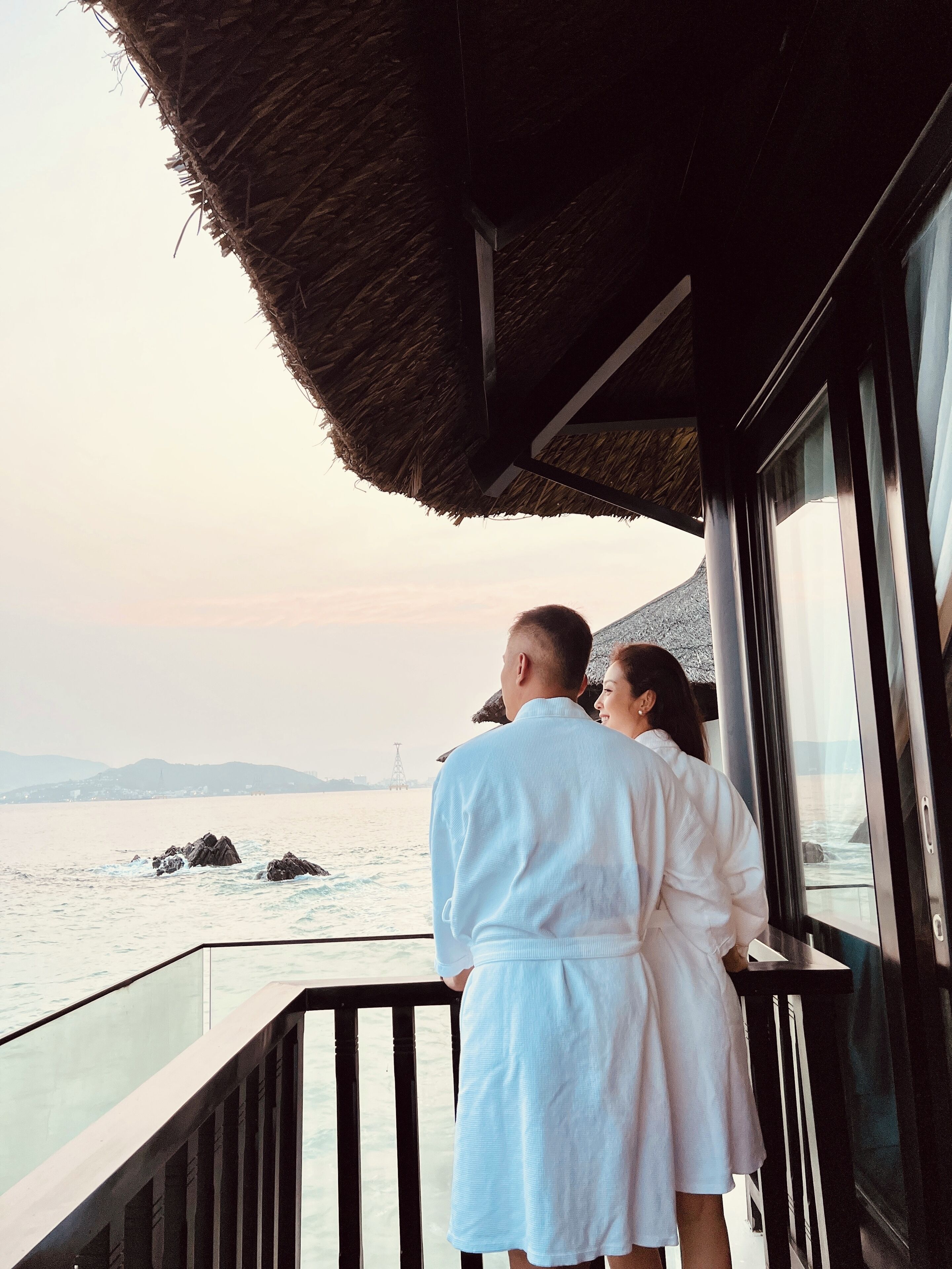 Outdoor treatment area, sauna, hot tub, body treatments, body wraps