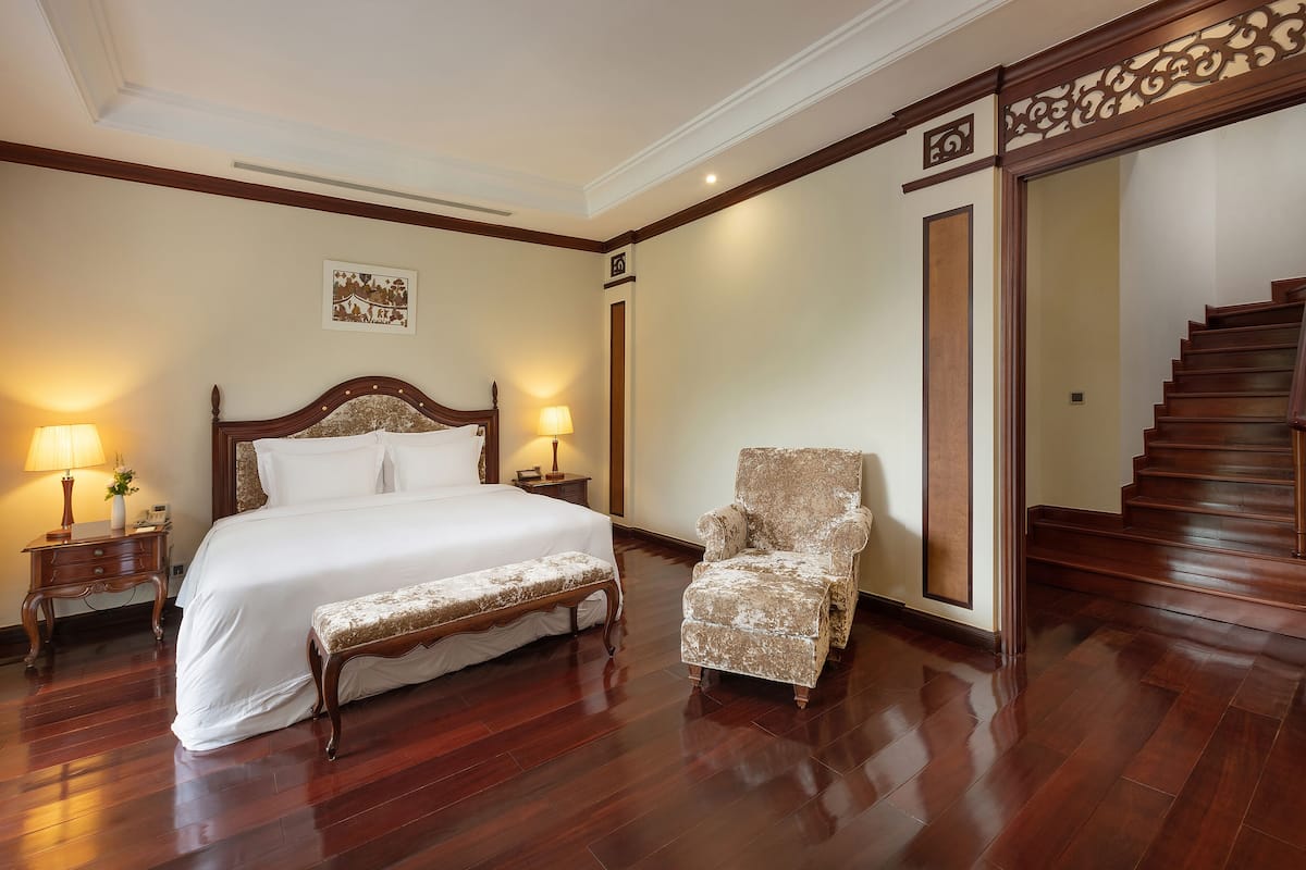 1 bedroom, premium bedding, minibar, in-room safe