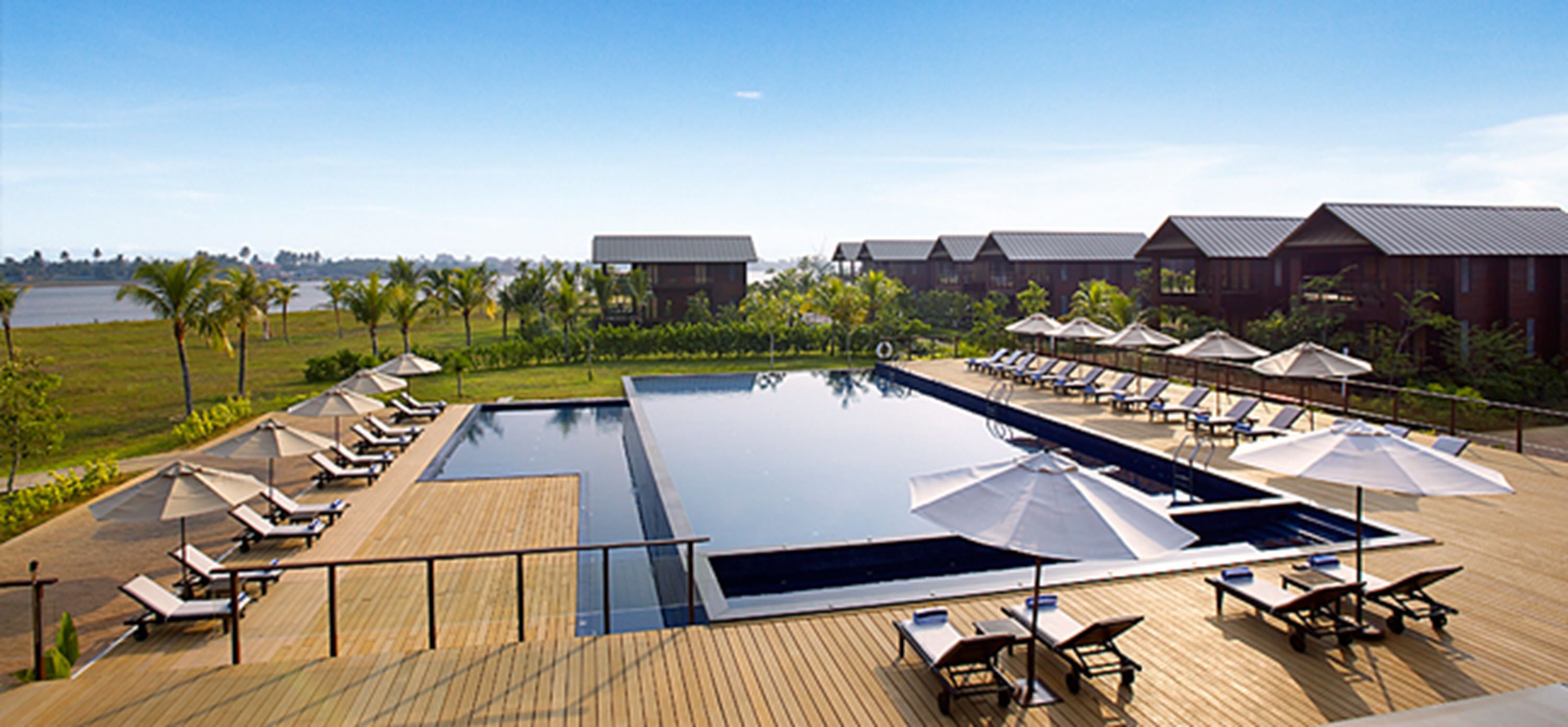 Outdoor pool, pool umbrellas
