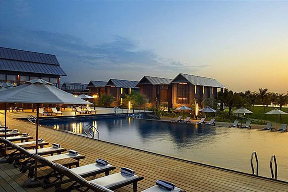 Duyong Marina & Resort
