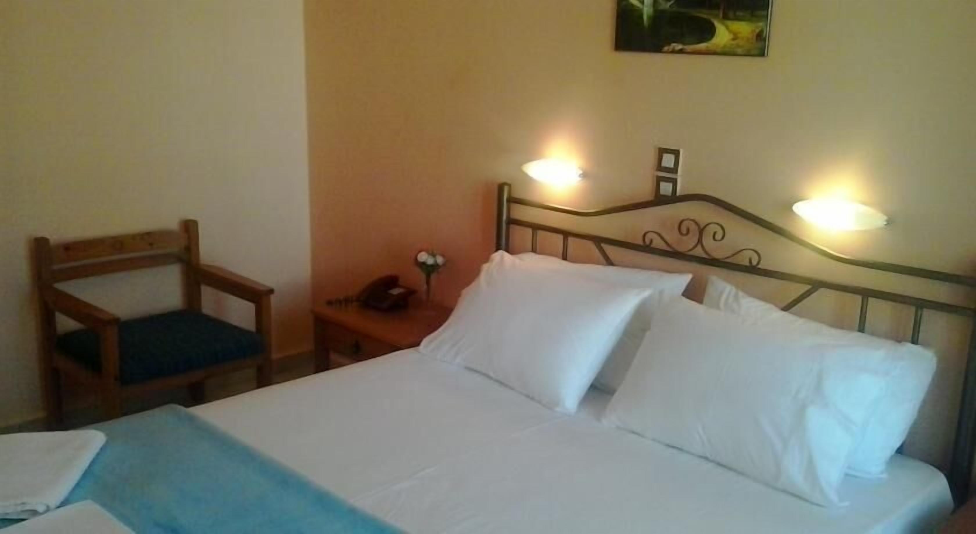 double or twin room | iron/ironing board, free cots/infant beds, free wifi, bed sheets