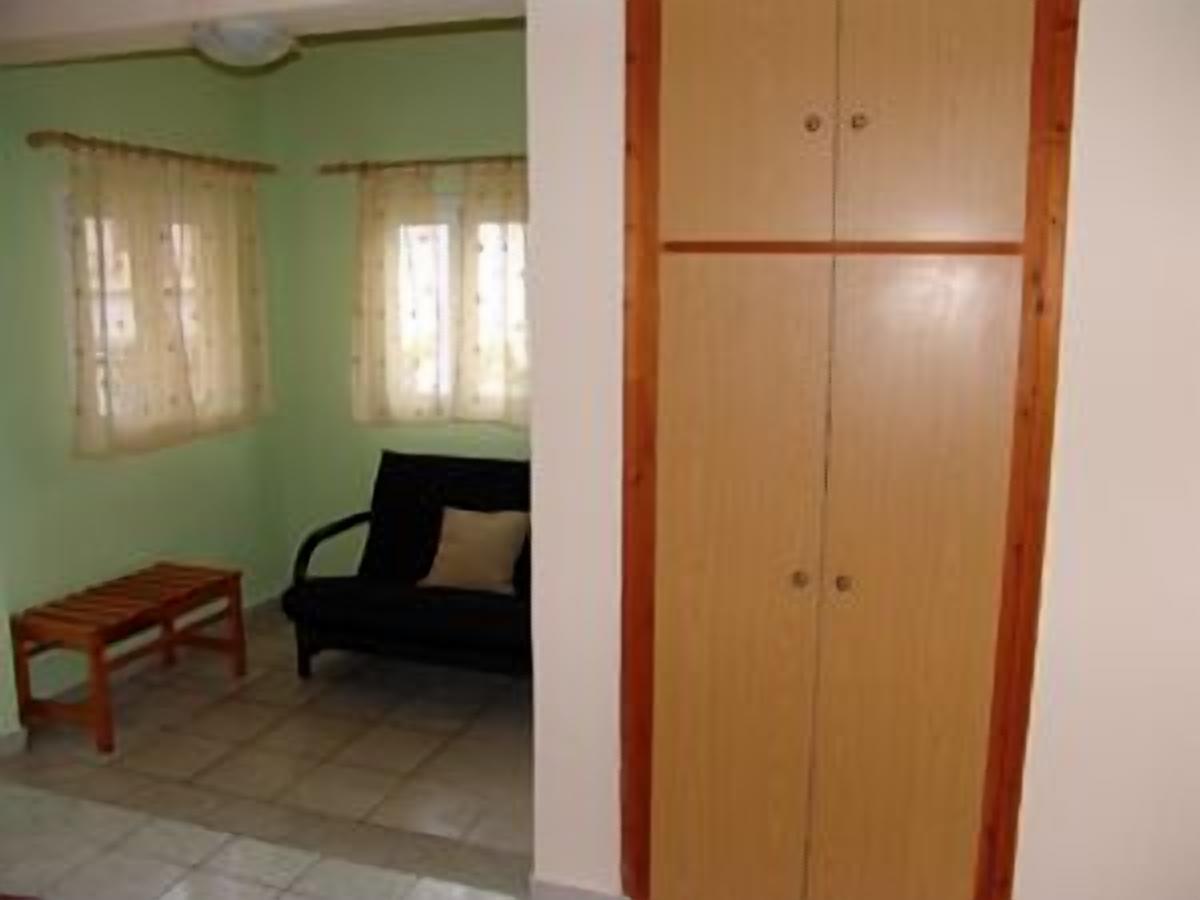 22-inch plasma tv with digital channels, tv