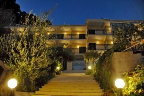 Glyfada Beach Hotel