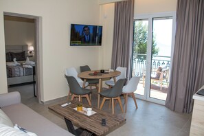 En 32-tommers Flatskjerm-TV med Parabol-TV