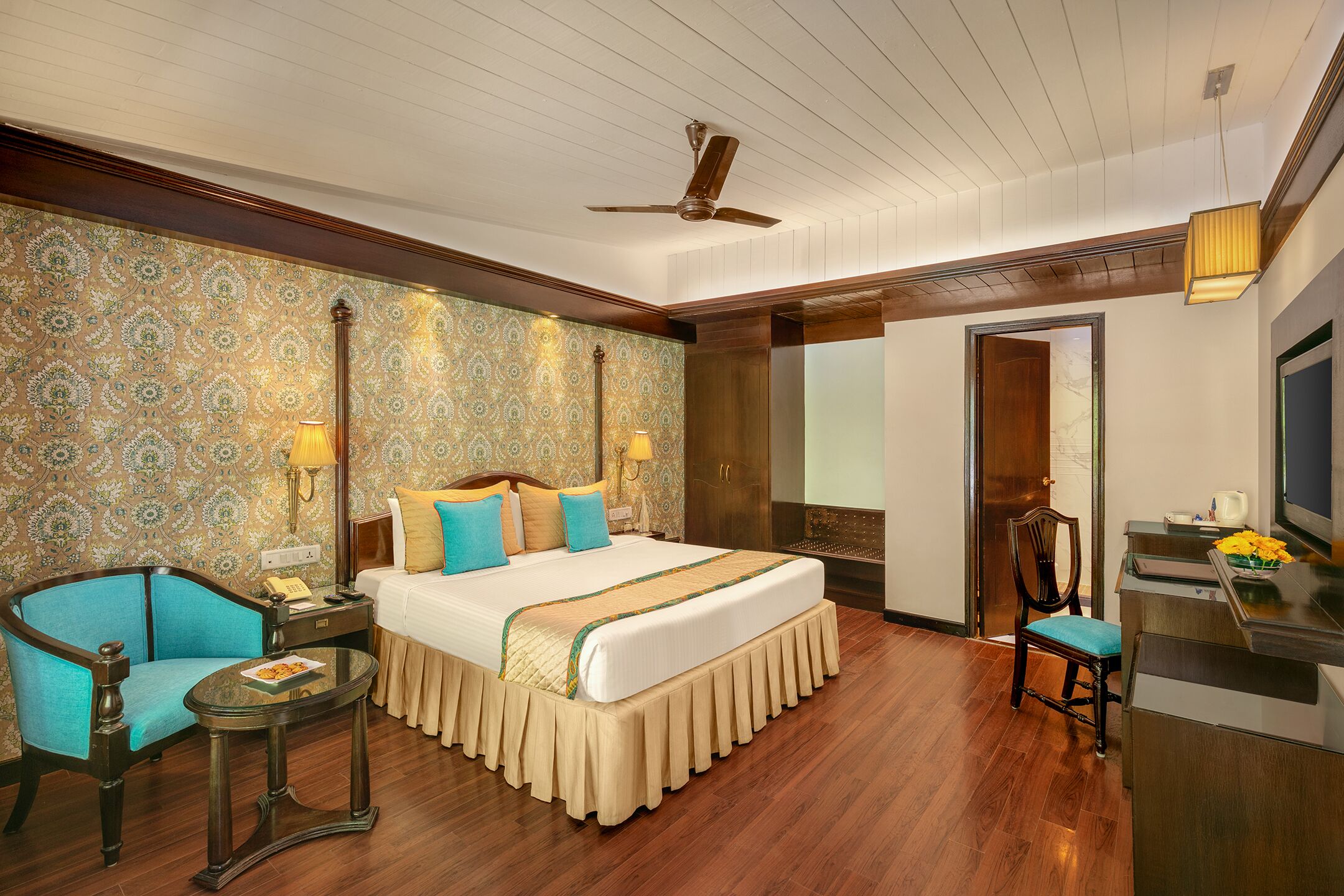 premier room with complimentary shuttle to mall road till 7 pm | 1 bedroom, premium bedding, minibar, in-room safe