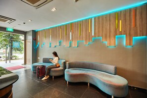 Lobby sitting area - ibis budget Singapore Bugis (Singapore)