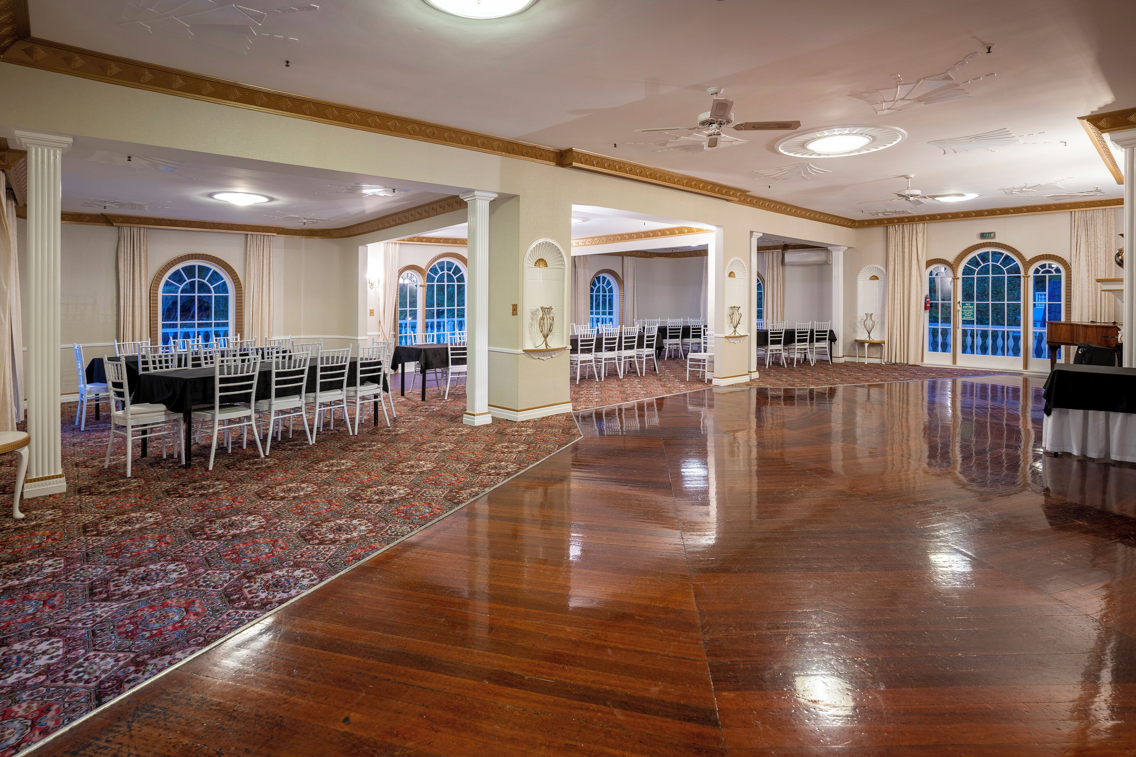 banquet hall