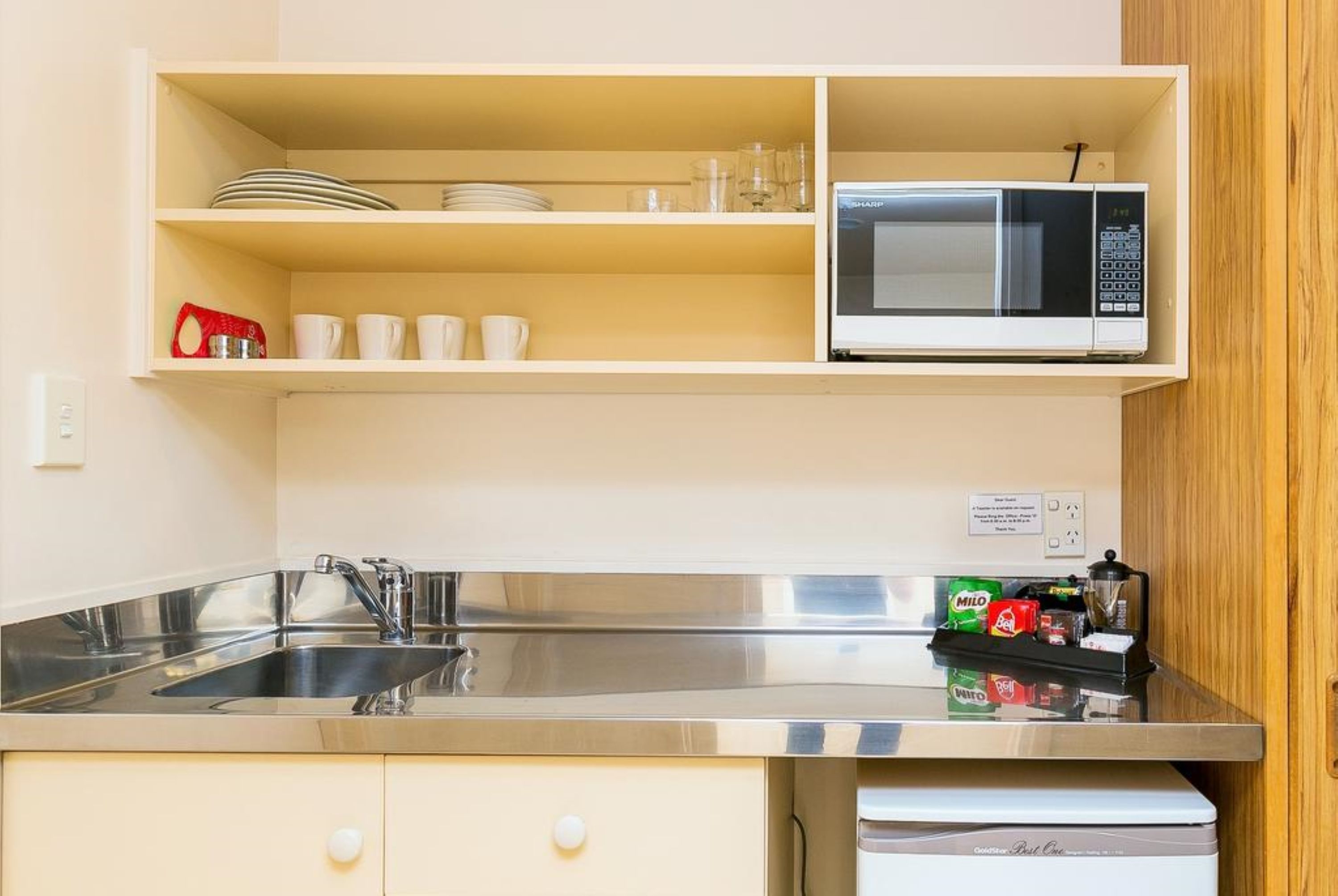 fridge, microwave, coffee/tea maker, electric kettle