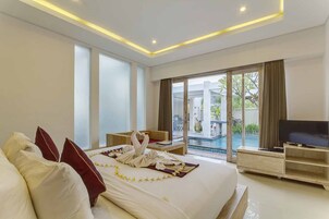 Villa, 1 camera da letto | Una cassaforte in camera, una scrivania, ferro/asse da stiro