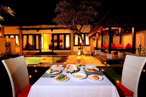 Dining - The Tukad Villa (Seminyak)