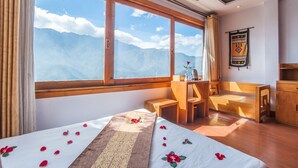 Family VIP Suite | Premium bedding, memory foam beds, minibar, in-room safe
