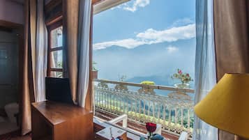 Habitació Deluxe, 1 llit doble o 2 llits individuals, vistes a la muntanya | Vista des de l'habitació