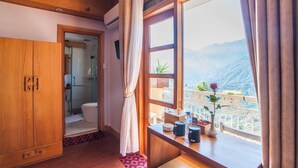 Deluxe Triple Room | Premium bedding, memory foam beds, minibar, in-room safe