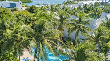 Outdoor pool, pool loungers