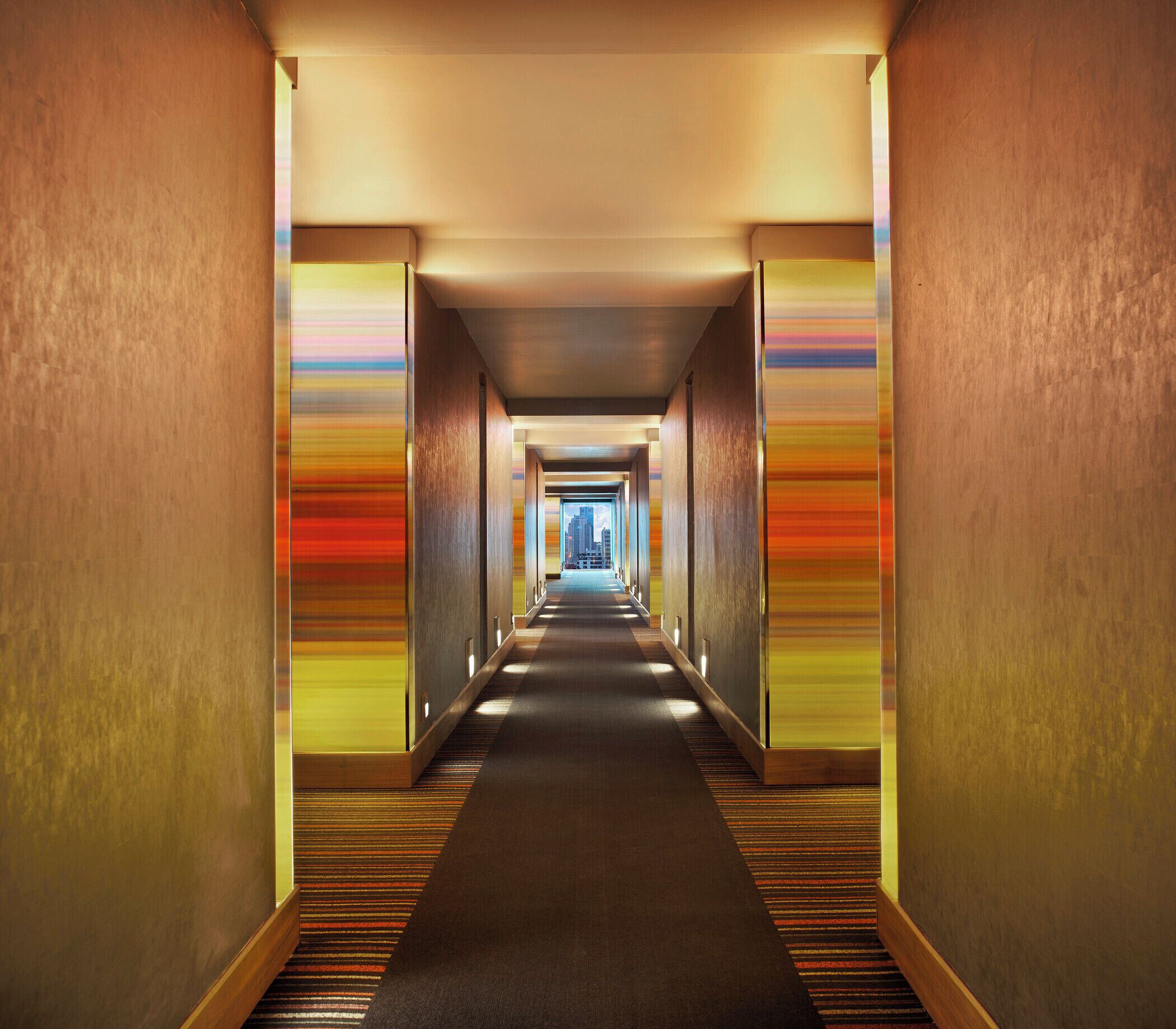 1 bedroom, hypo-allergenic bedding, minibar, in-room safe