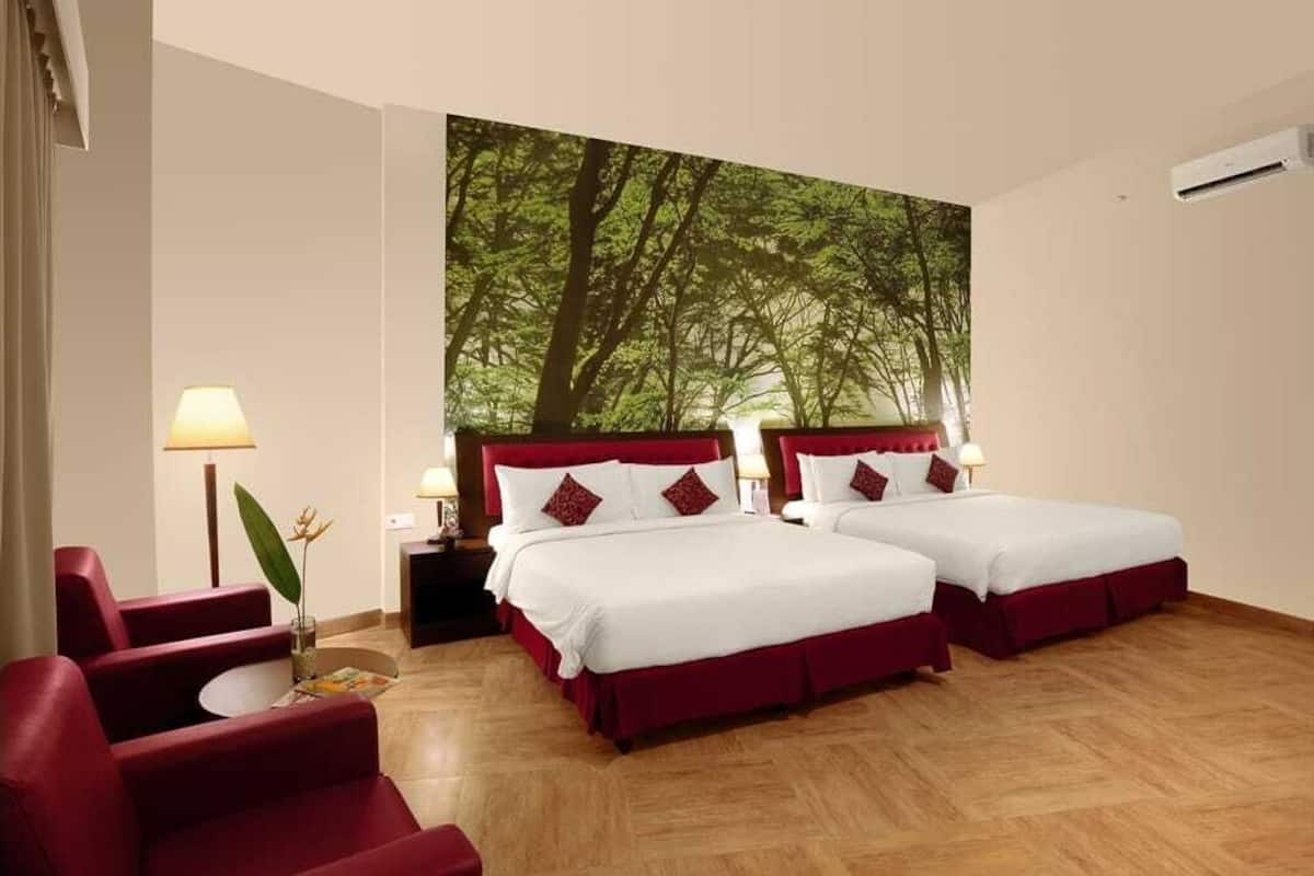 In-room safe, desk, blackout curtains, iron/ironing board