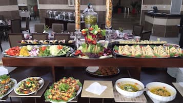 Breakfast (NGN 5500.00 per person)