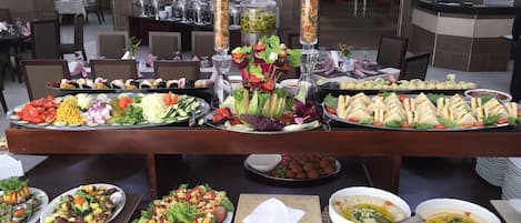 Breakfast (NGN 5500.00 per person)