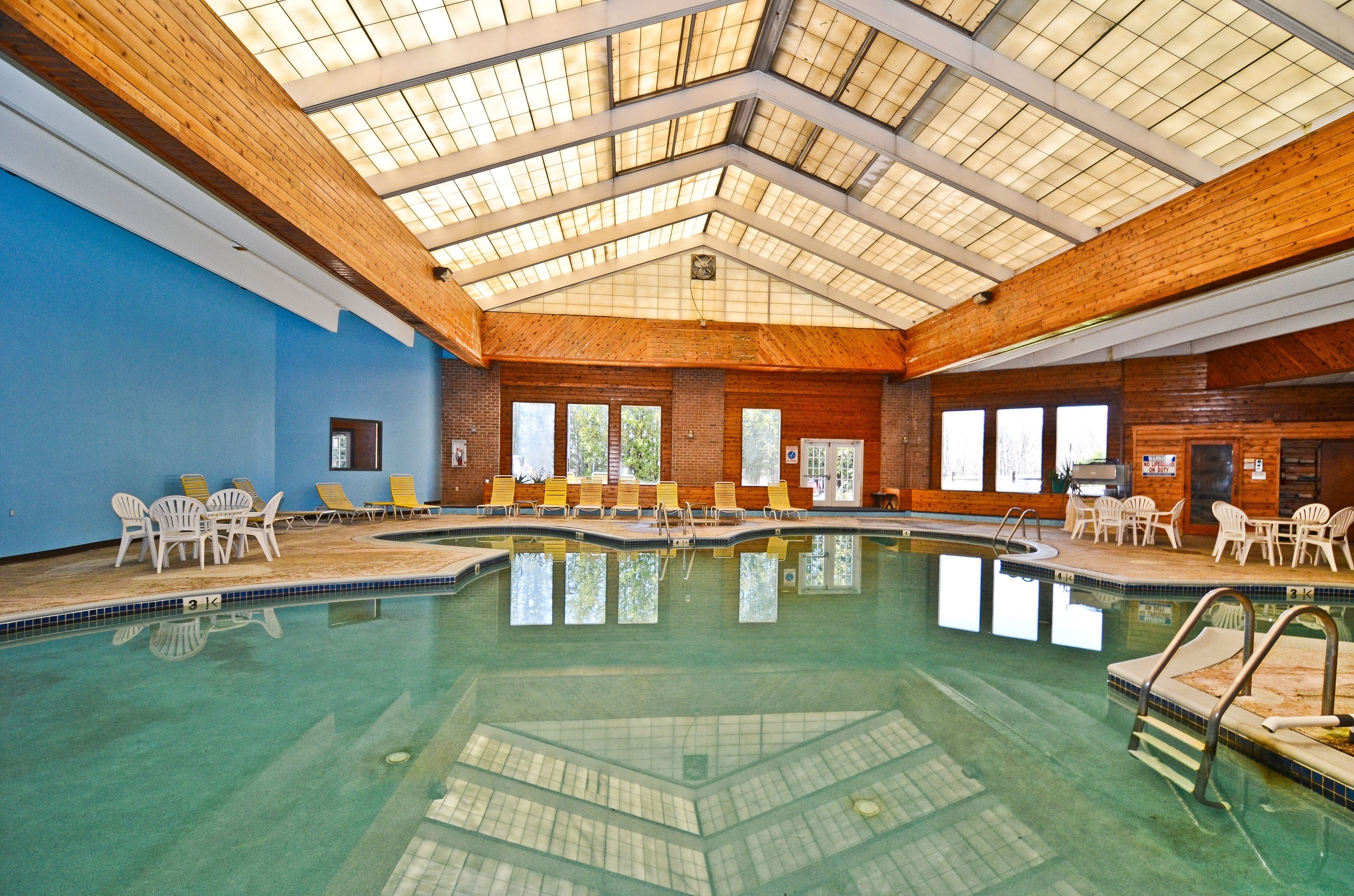 Pocono Resort Conference Center - POCONO MOUNTAINS in Lake Harmony, United States