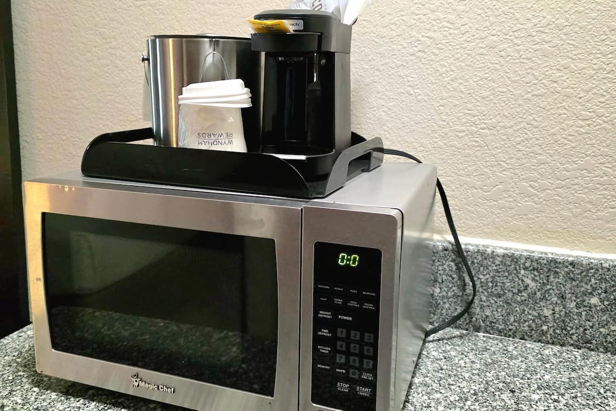 Suite, Multiple Beds, Non Smoking | In-room safe, desk, laptop workspace, soundproofing