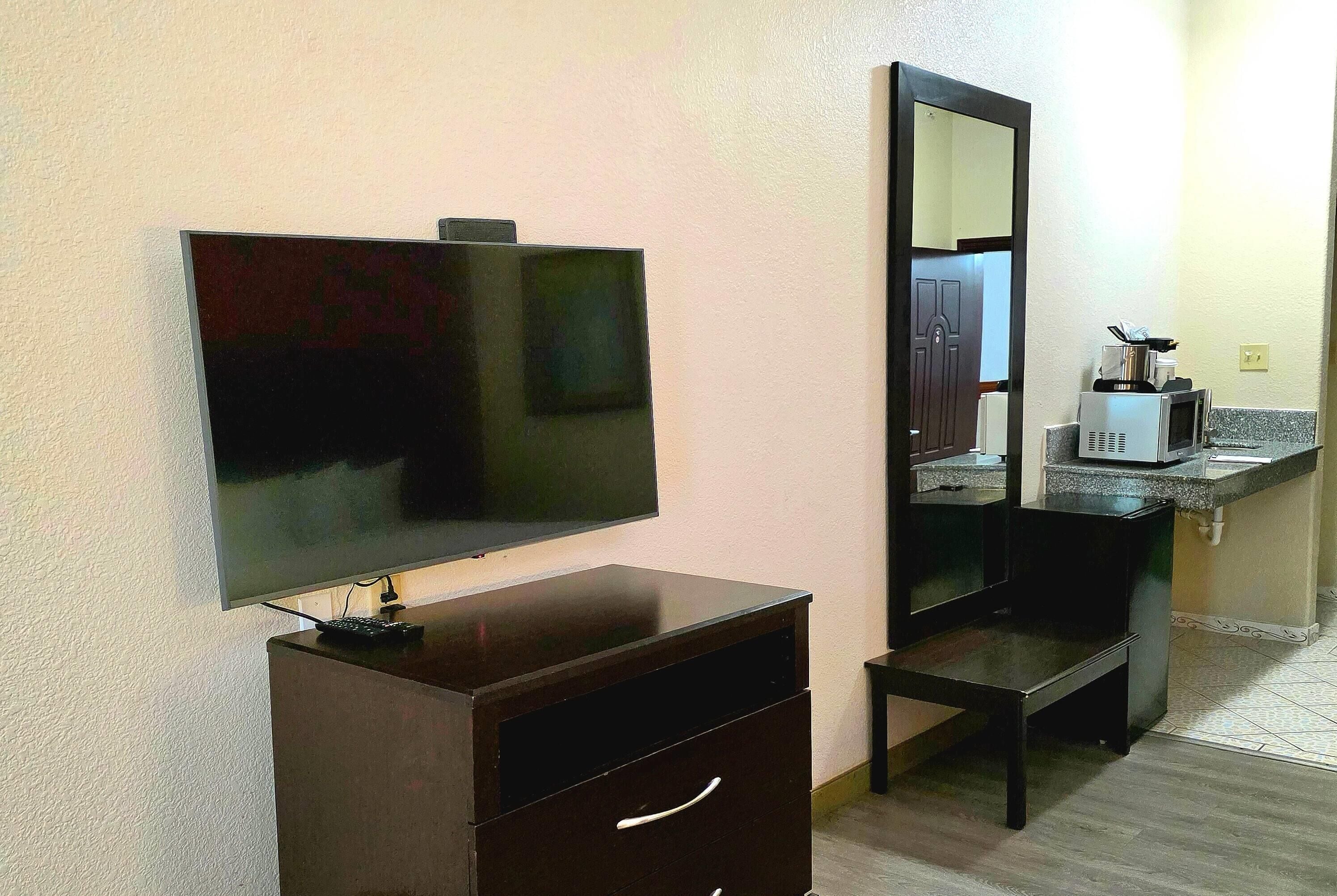 In-room safe, desk, laptop workspace, soundproofing