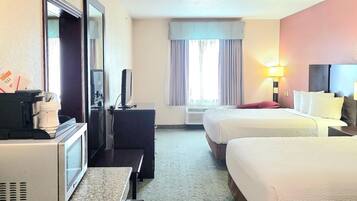 Suite, Multiple Beds, Non Smoking | In-room safe, desk, laptop workspace, soundproofing