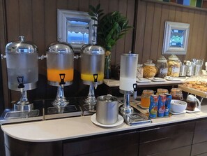Daily continental breakfast for a fee