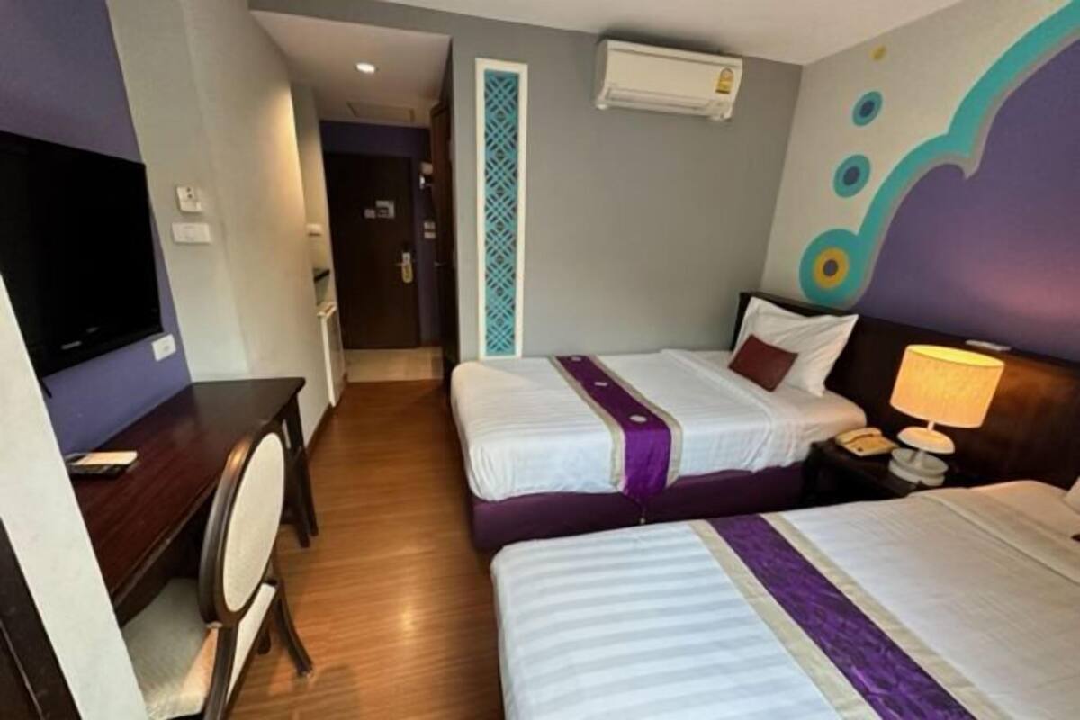 Minibar, in-room safe, desk, blackout curtains
