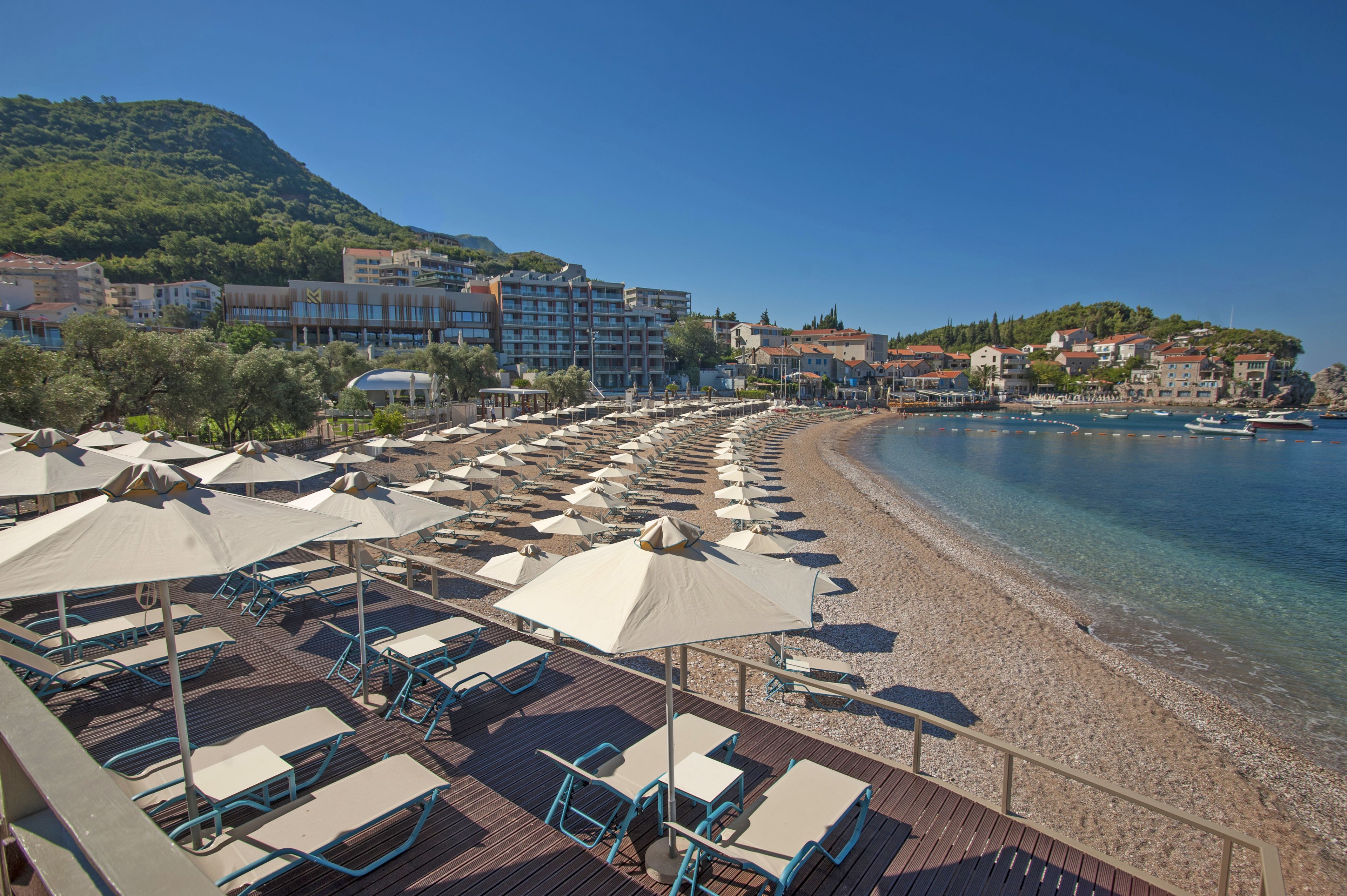 Photo - Maestral Resort & Casino