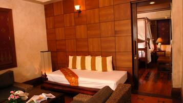 Junior-suite | Stue | 21-tommers fladskærms-tv med kabelkanaler, tv