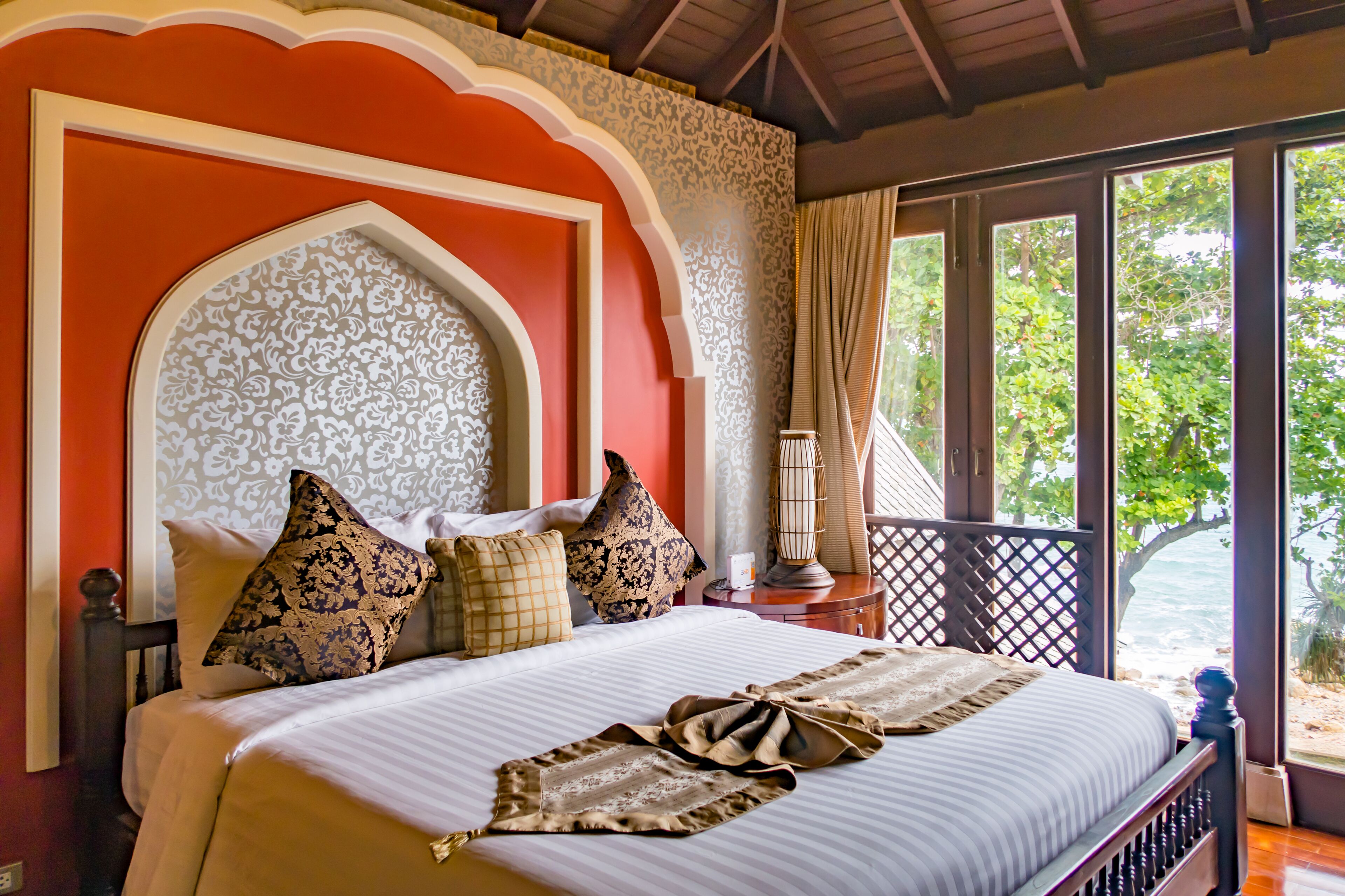 Premium bedding, Select Comfort beds, minibar, in-room safe