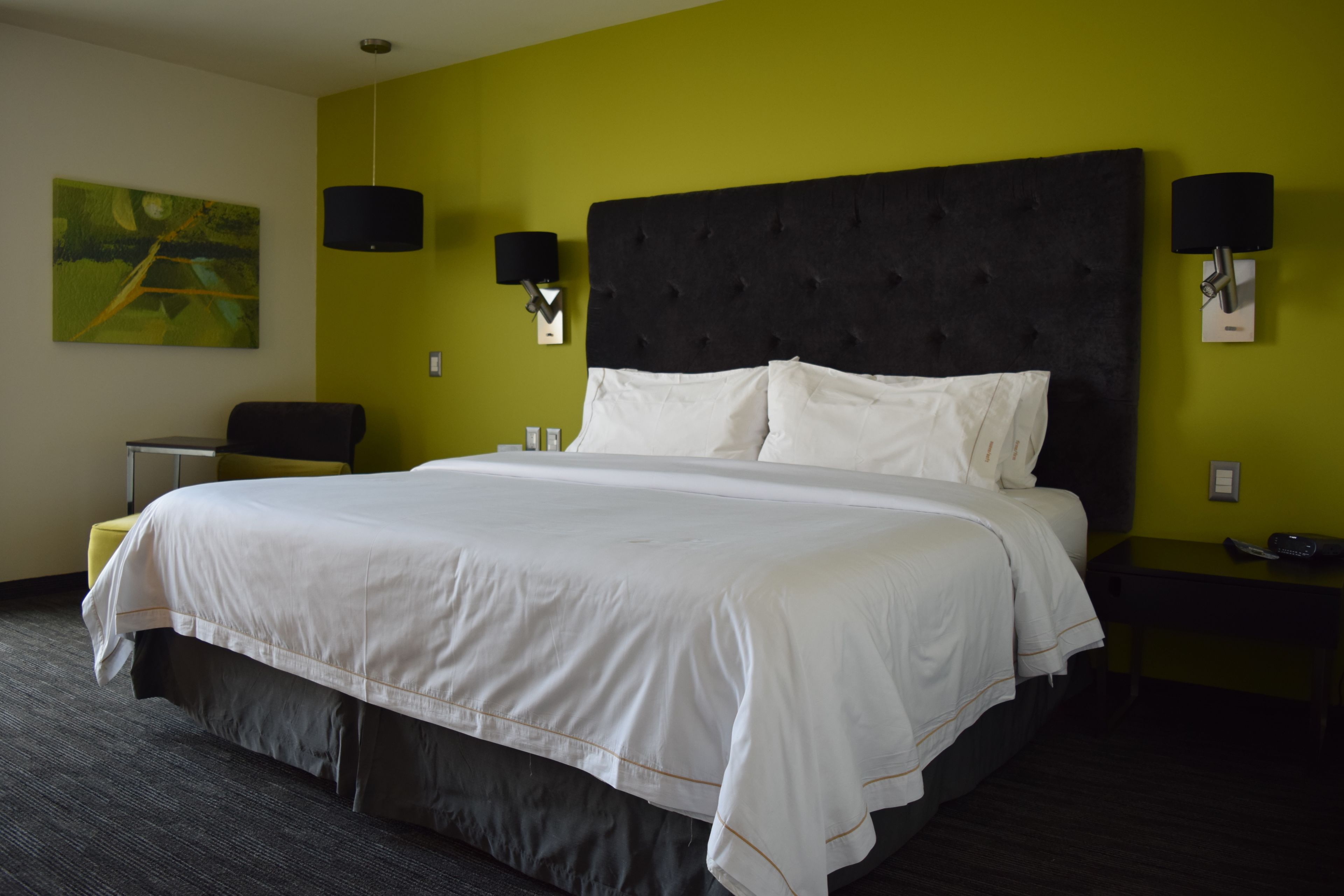 Standard Room, 1 King Bed