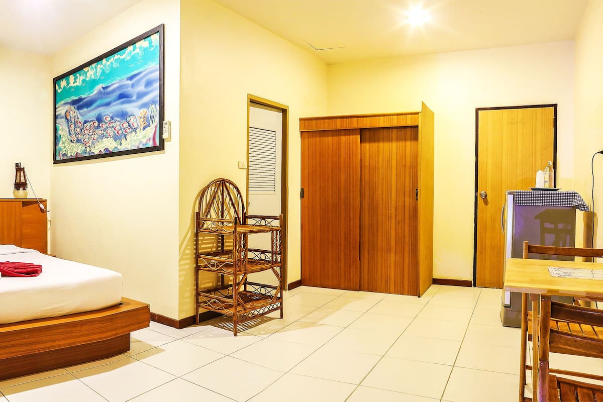Superior Room | Premium bedding, pillowtop beds, minibar, in-room safe