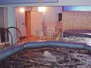 Indoor spa tub - Hotel Conte (Baska Voda)