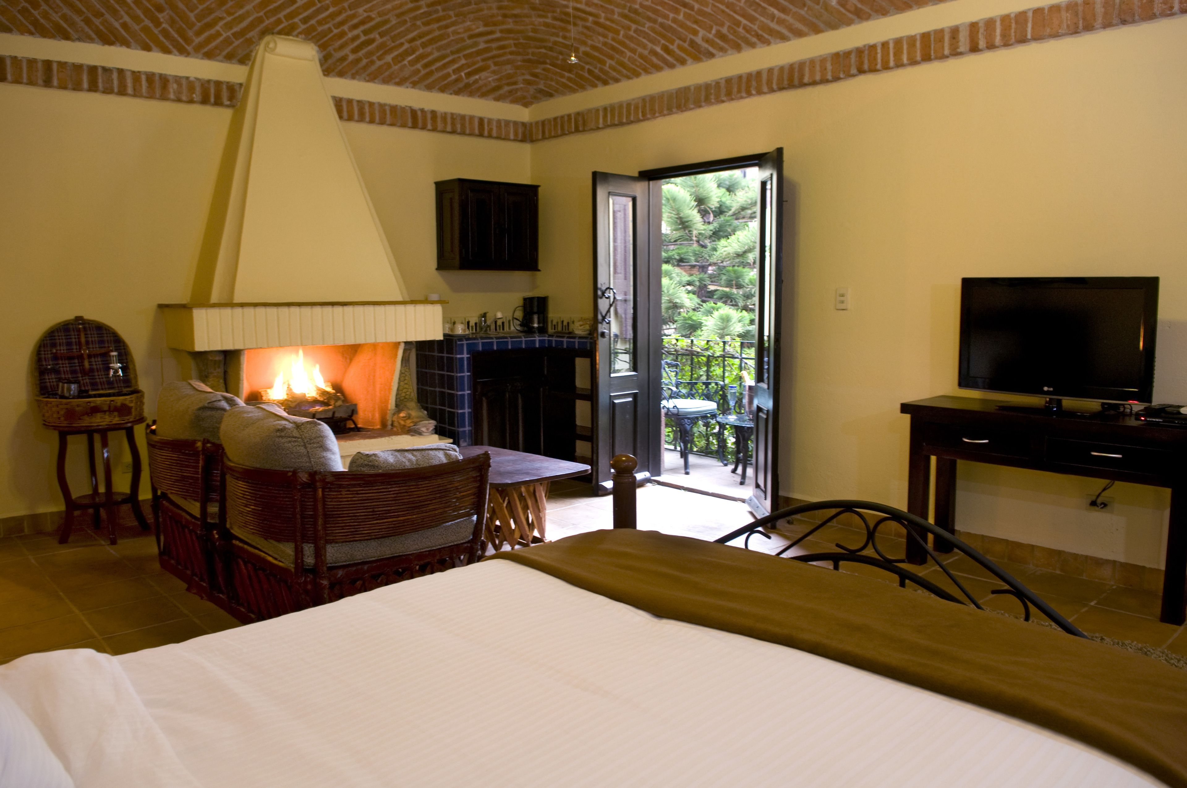 Junior Suite | In-room safe, desk, free WiFi