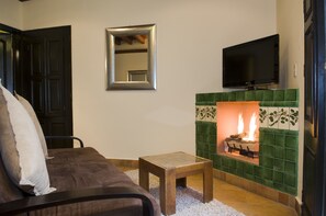 Master Suite | Living room