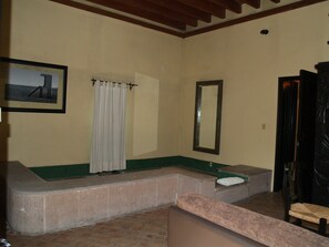 Master Suite | Living area