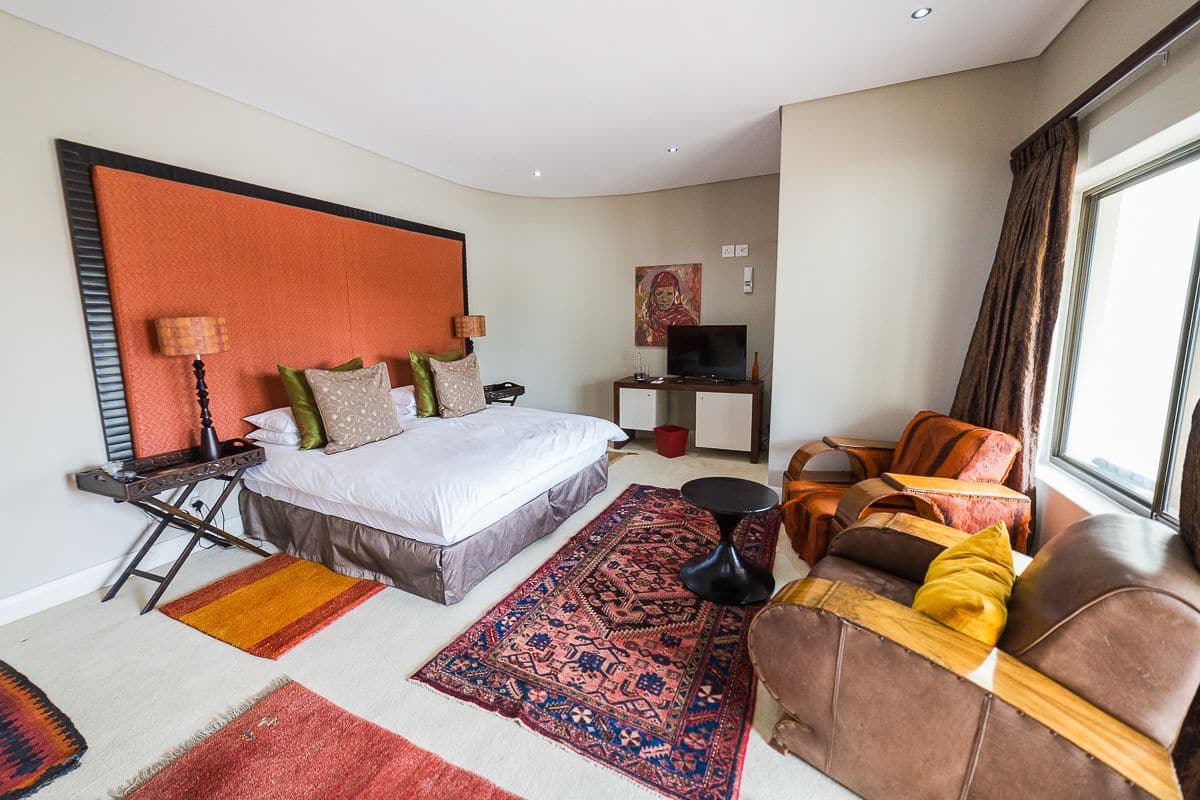 Chambre Supérieure Double ou avec lits jumeaux, 1 trÚs grand lit