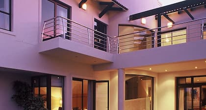 Atlantic Waves Guest House