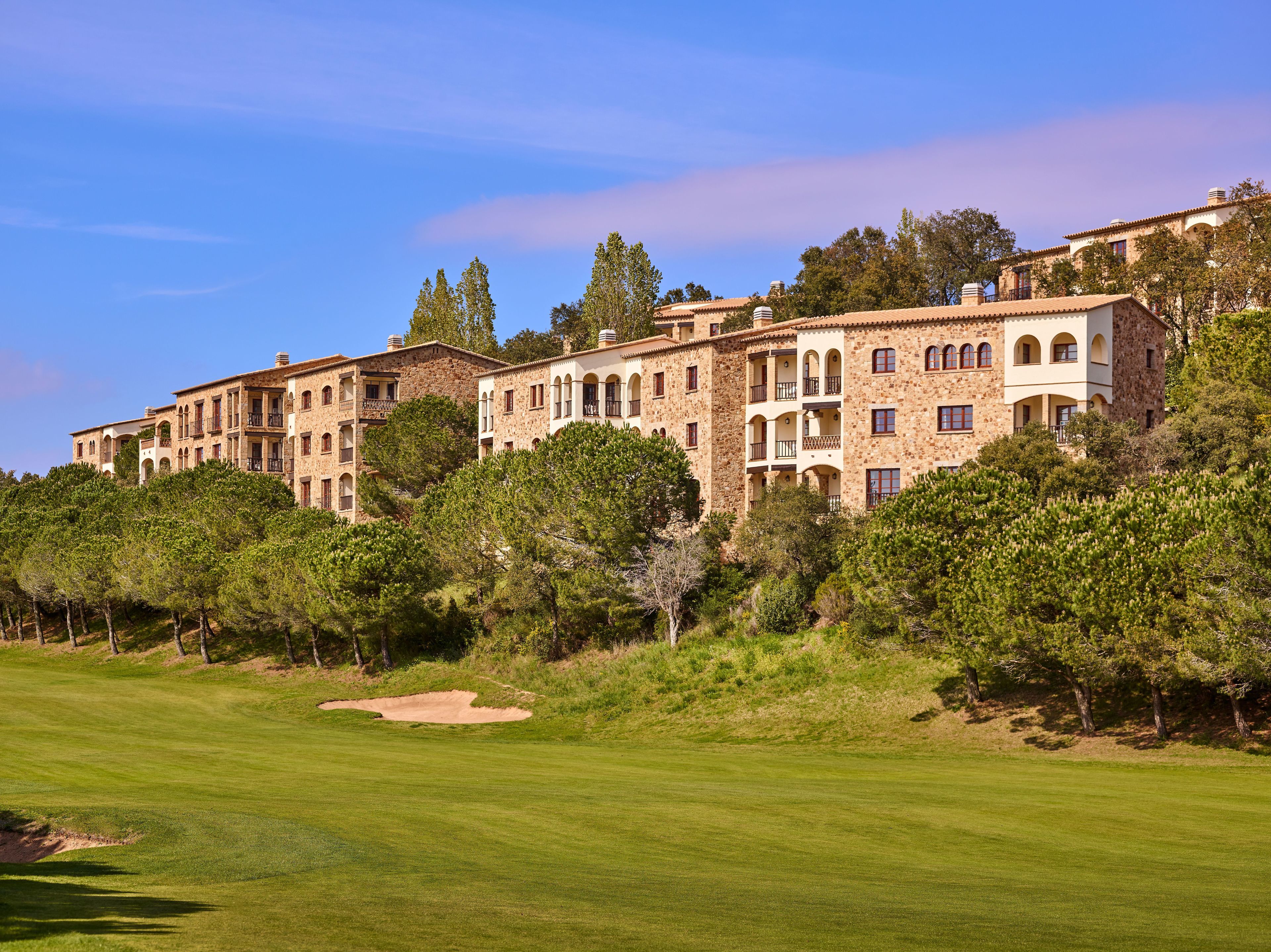 Mặt tiền nơi lưu trú