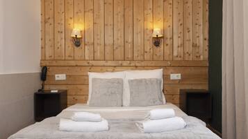 Double Room, Balcony Mont-Blanc view | Balcony view