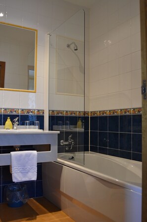Towels - Turismo Rural Suquin (Navia)