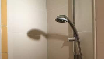 Estudio Confort | Baño | Ducha, artículos de higiene personal gratuitos y secador de pelo