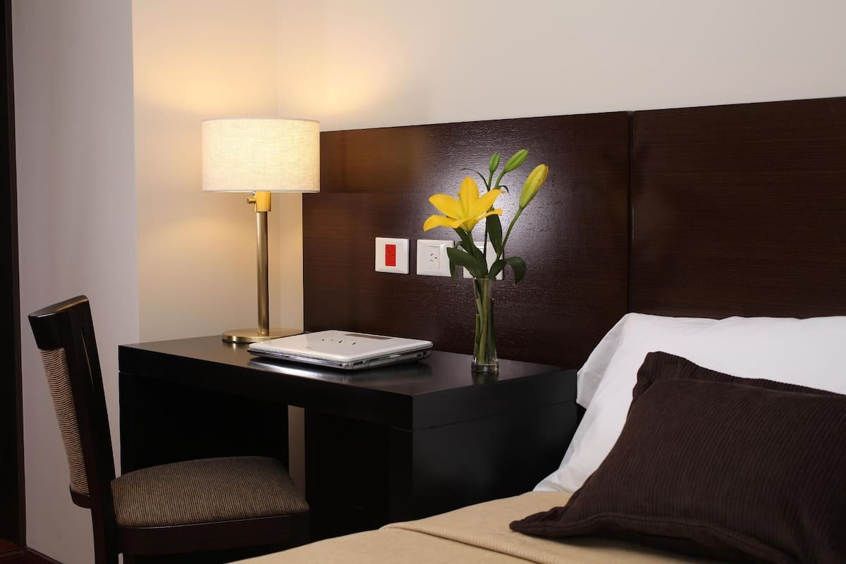 Pillowtop-Betten, Minibar, Zimmersafe, Schreibtisch
