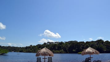 Private beach, white sand, sun loungers, beach towels