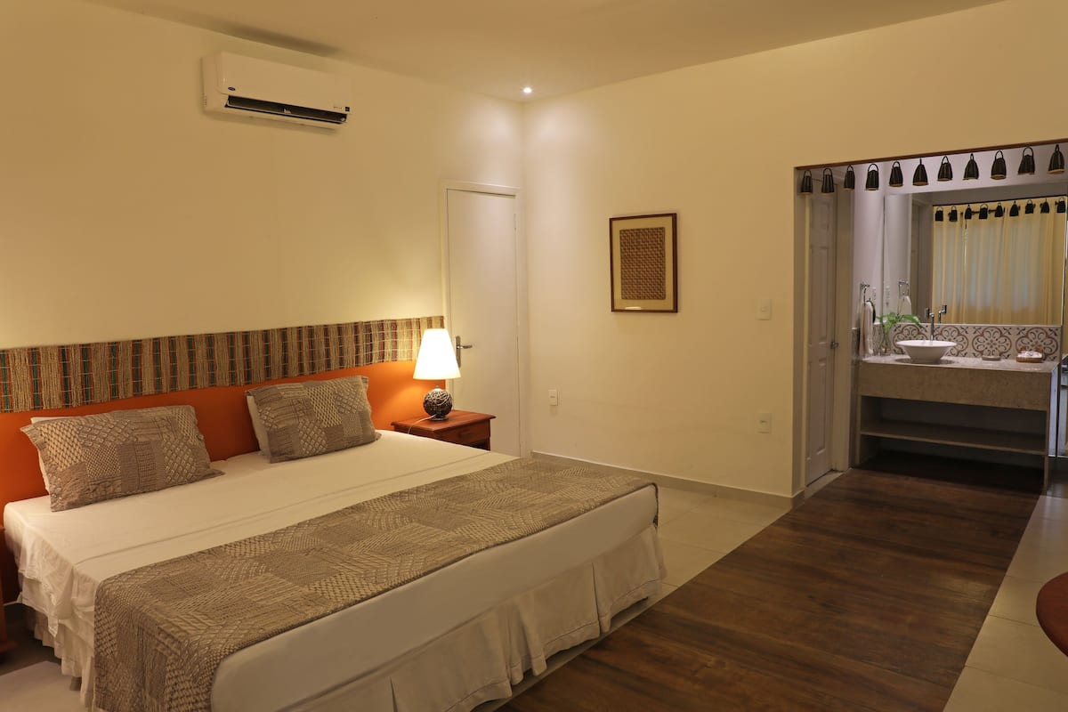 Superior Cabin (Plus) | Minibar, in-room safe, bed sheets