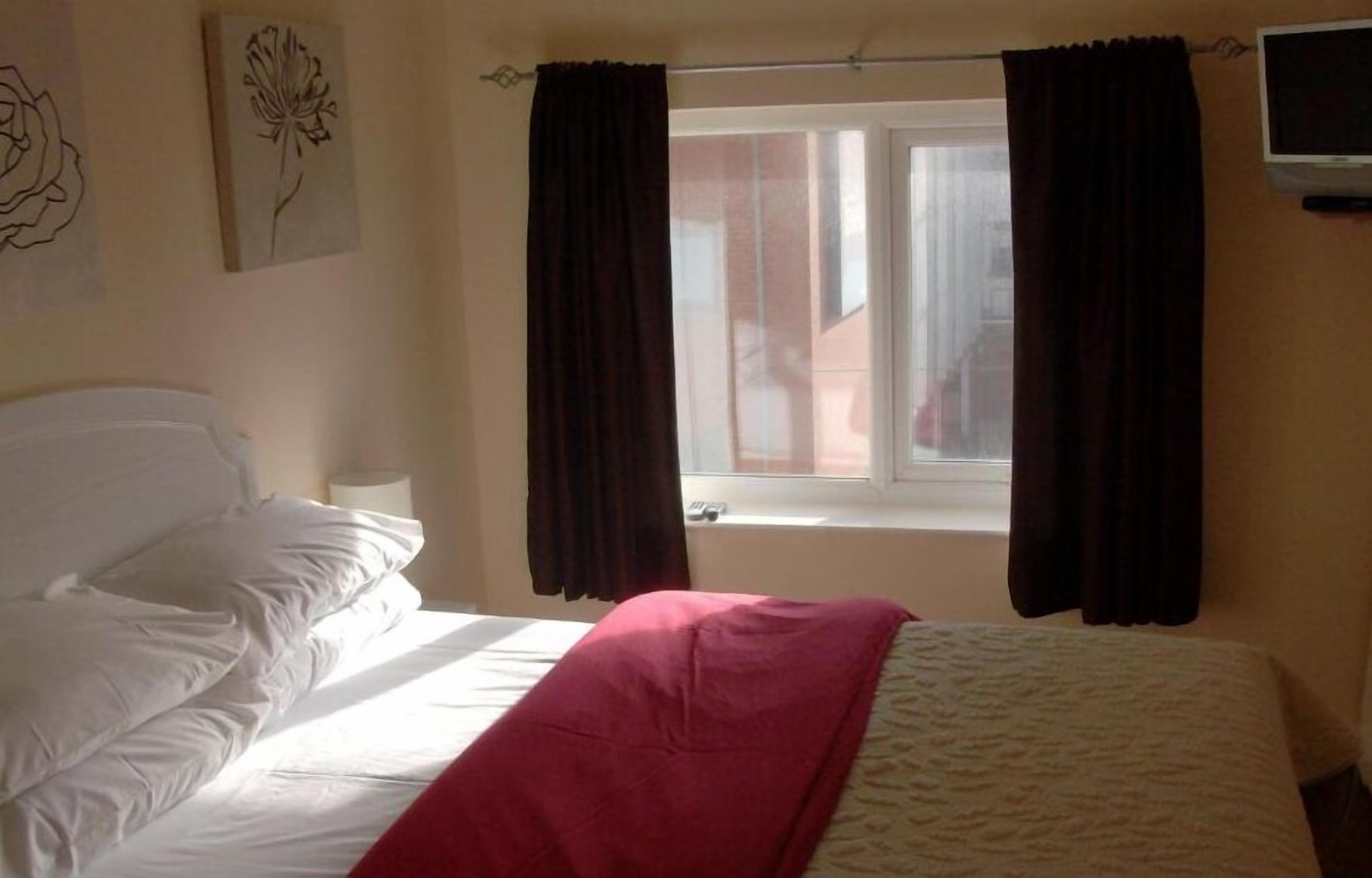apartment, 2 bedrooms (2 adultes and 2 children) | premium bedding, select comfort beds, iron/ironing board, free wifi