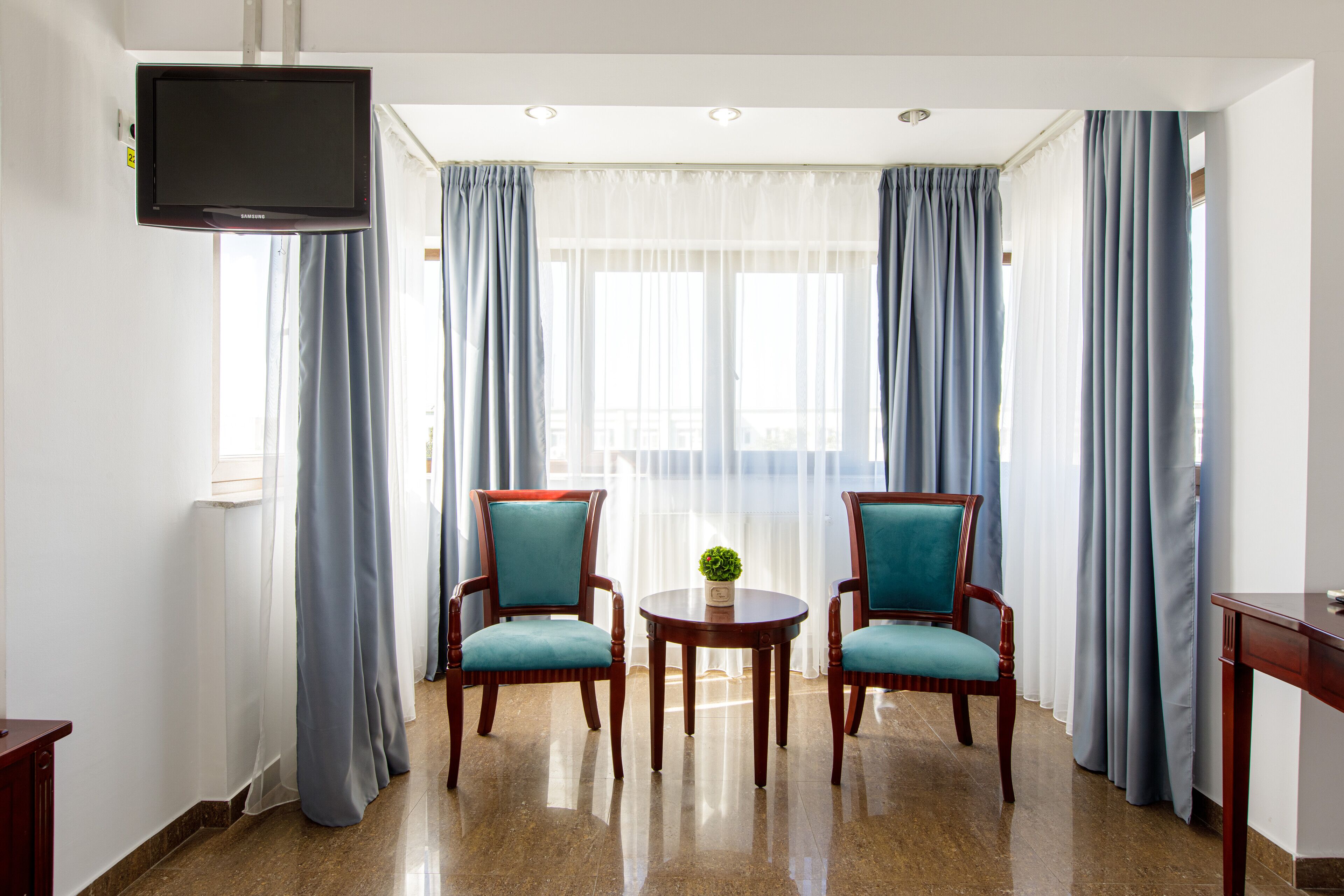 Apartamento familiar, cocina | Ropa de cama de alta calidad, colchones con acolchado adicional, minibar