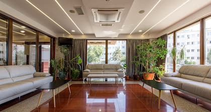 Lira Pacific Aparthotel